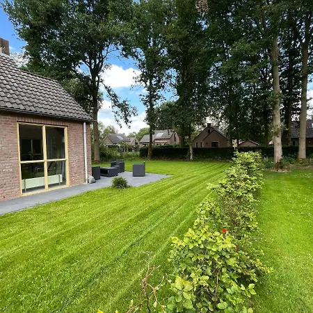 Sfeervol Vrijstaand 6 Persoons Ruime Tuin, Bij Nijmegen * Ewijk