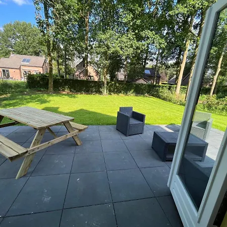Holiday home Sfeervol Vrijstaand 6 Persoons Ruime Tuin, Bij Nijmegen *